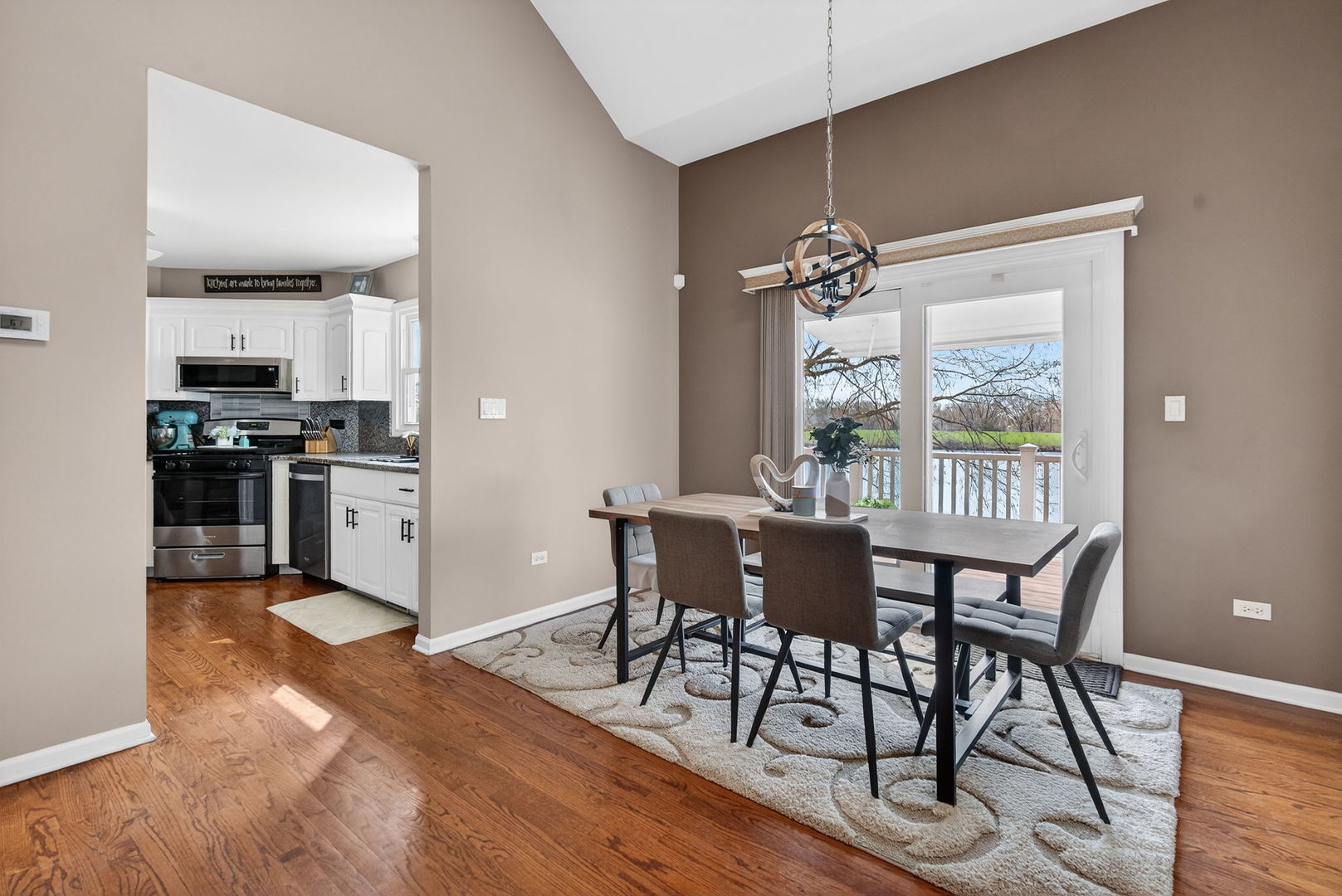 3434 Lake Shore Drive, Joliet, IL 60431