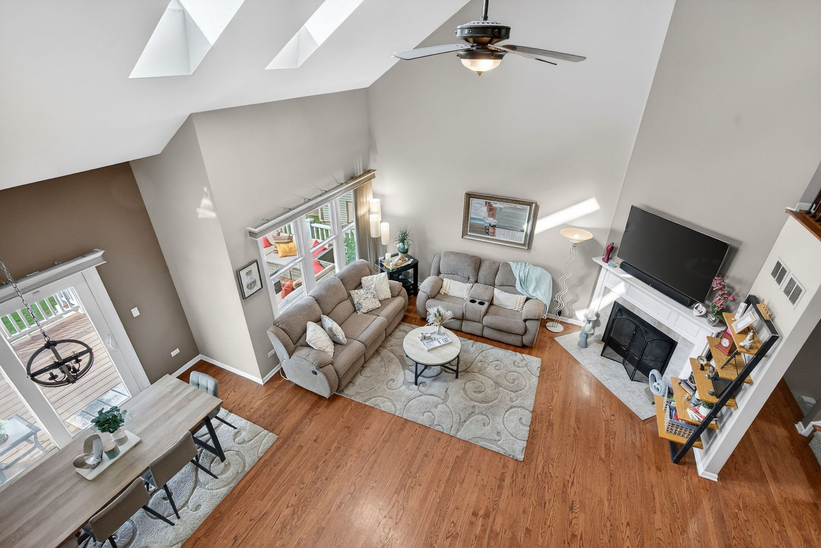 3434 Lake Shore Drive, Joliet, IL 60431