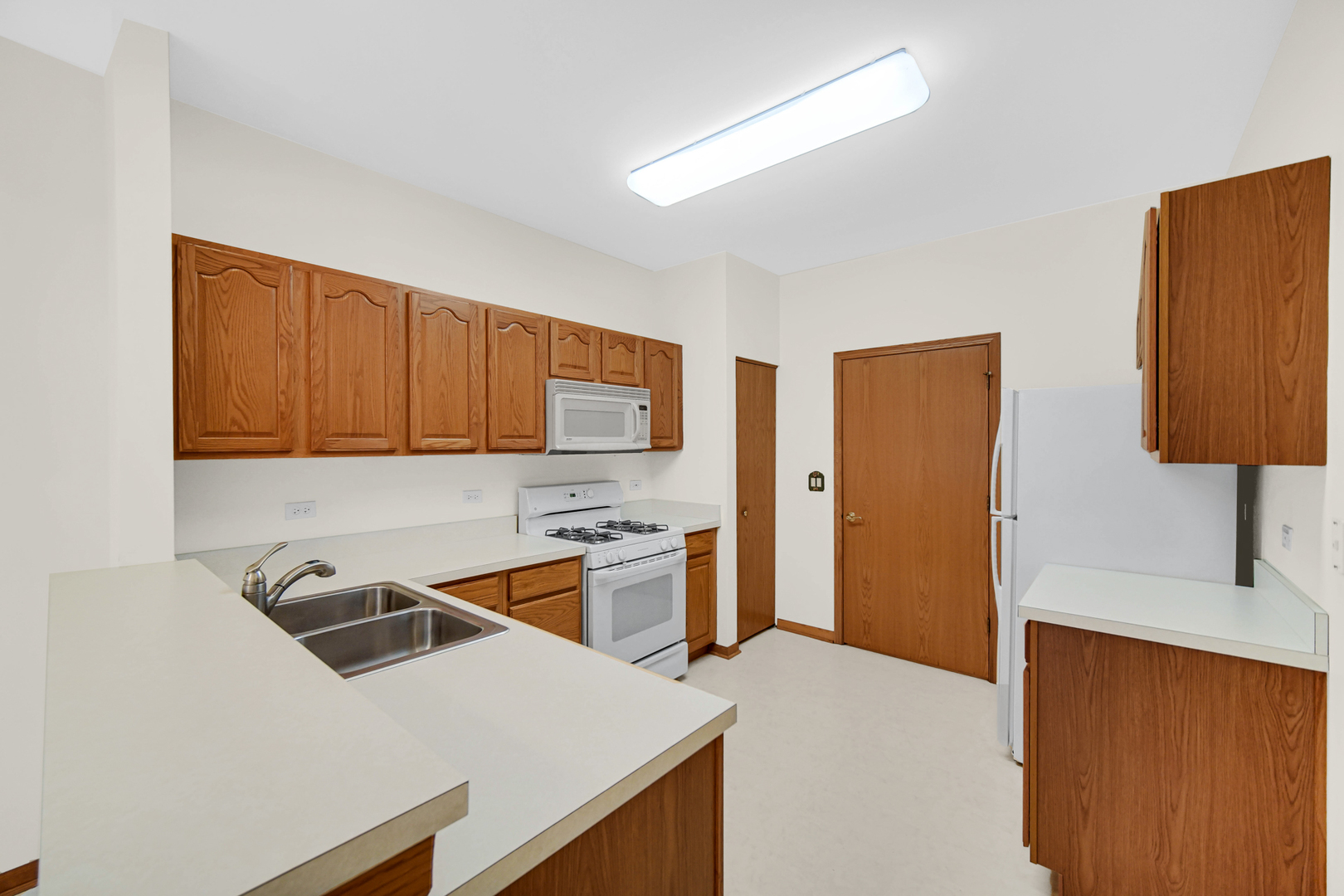 21246 W Crimson Court #21246, Plainfield, IL 60544