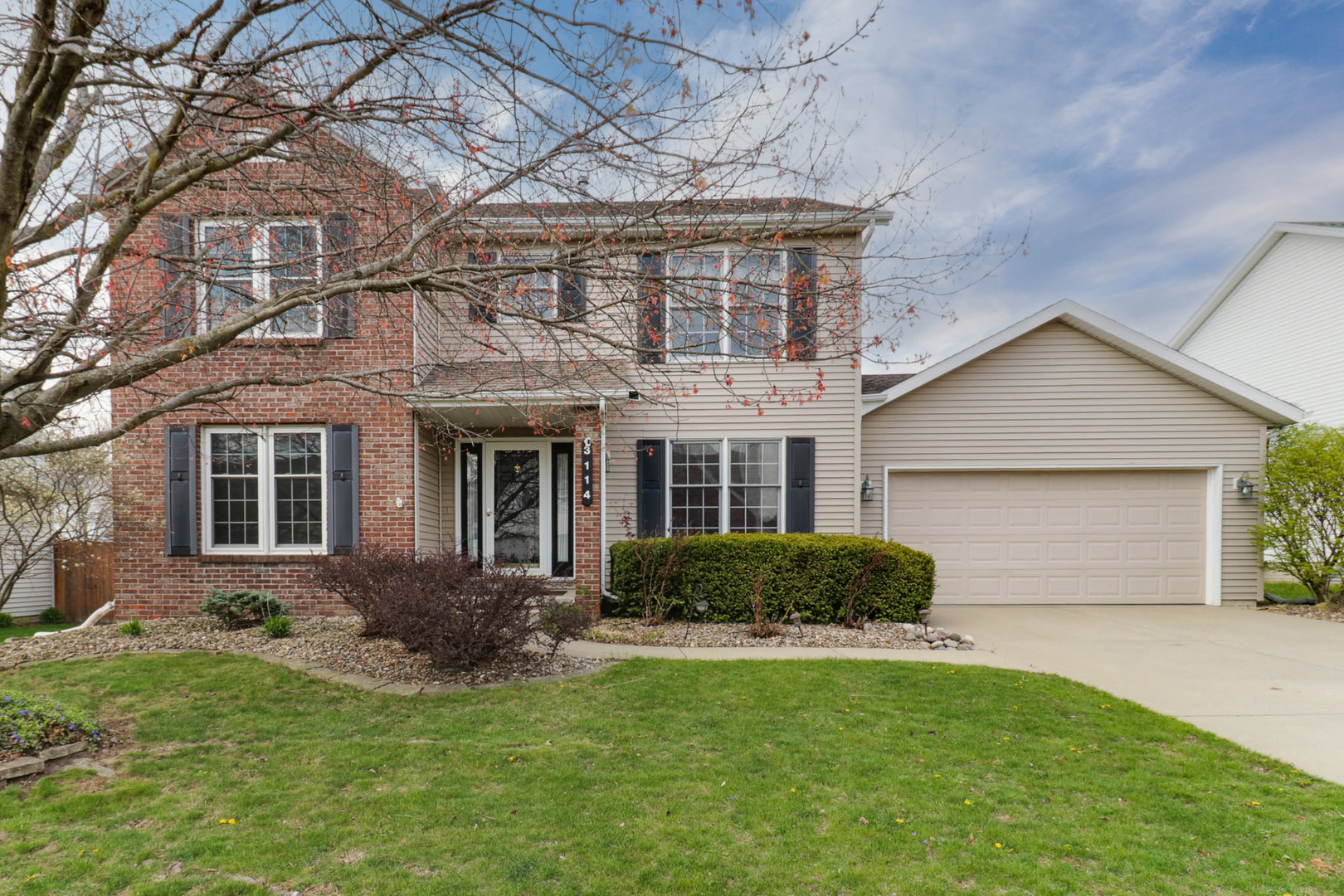 3114 Providence Drive, Bloomington, IL 61704