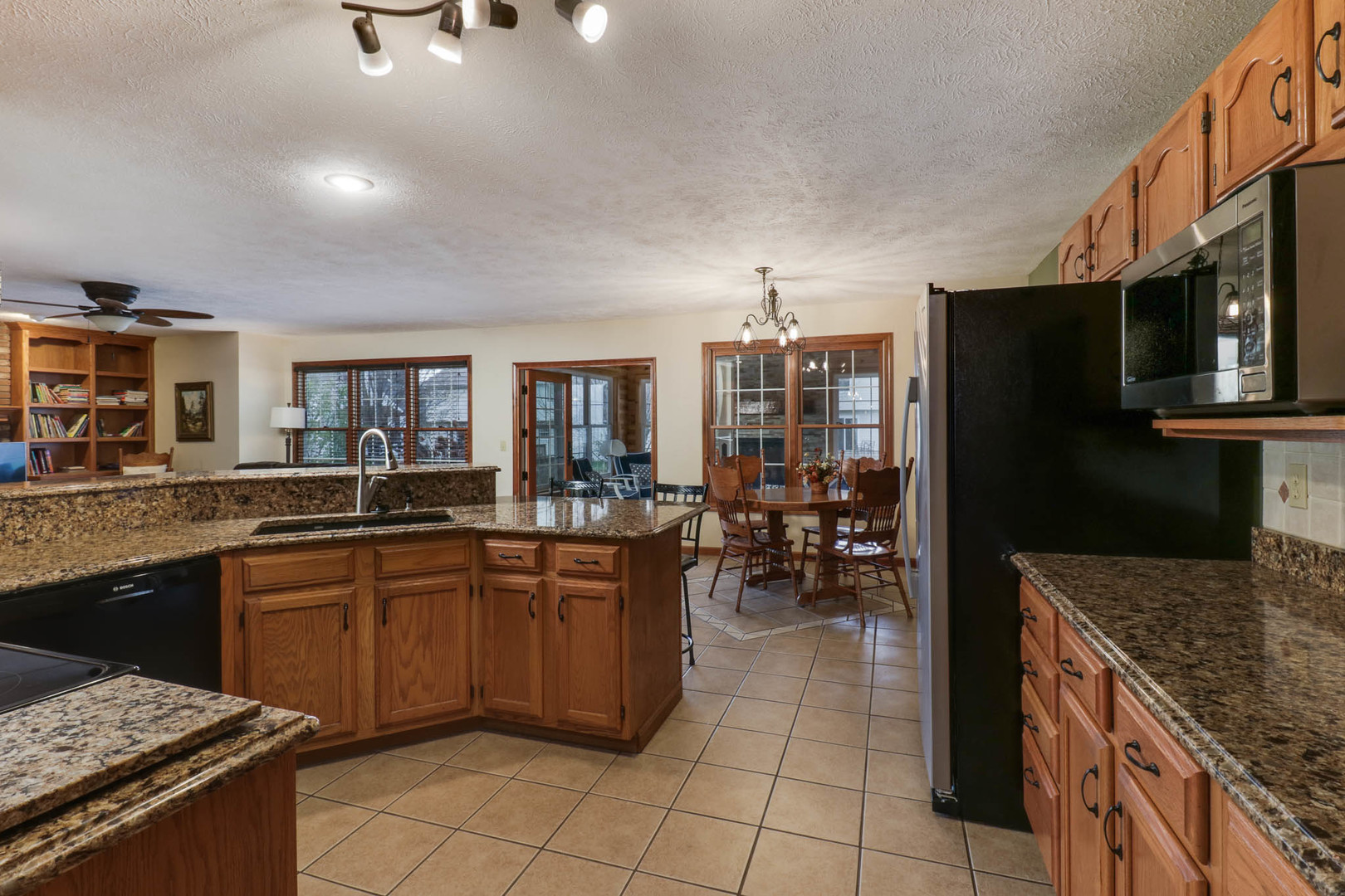 3114 Providence Drive, Bloomington, IL 61704