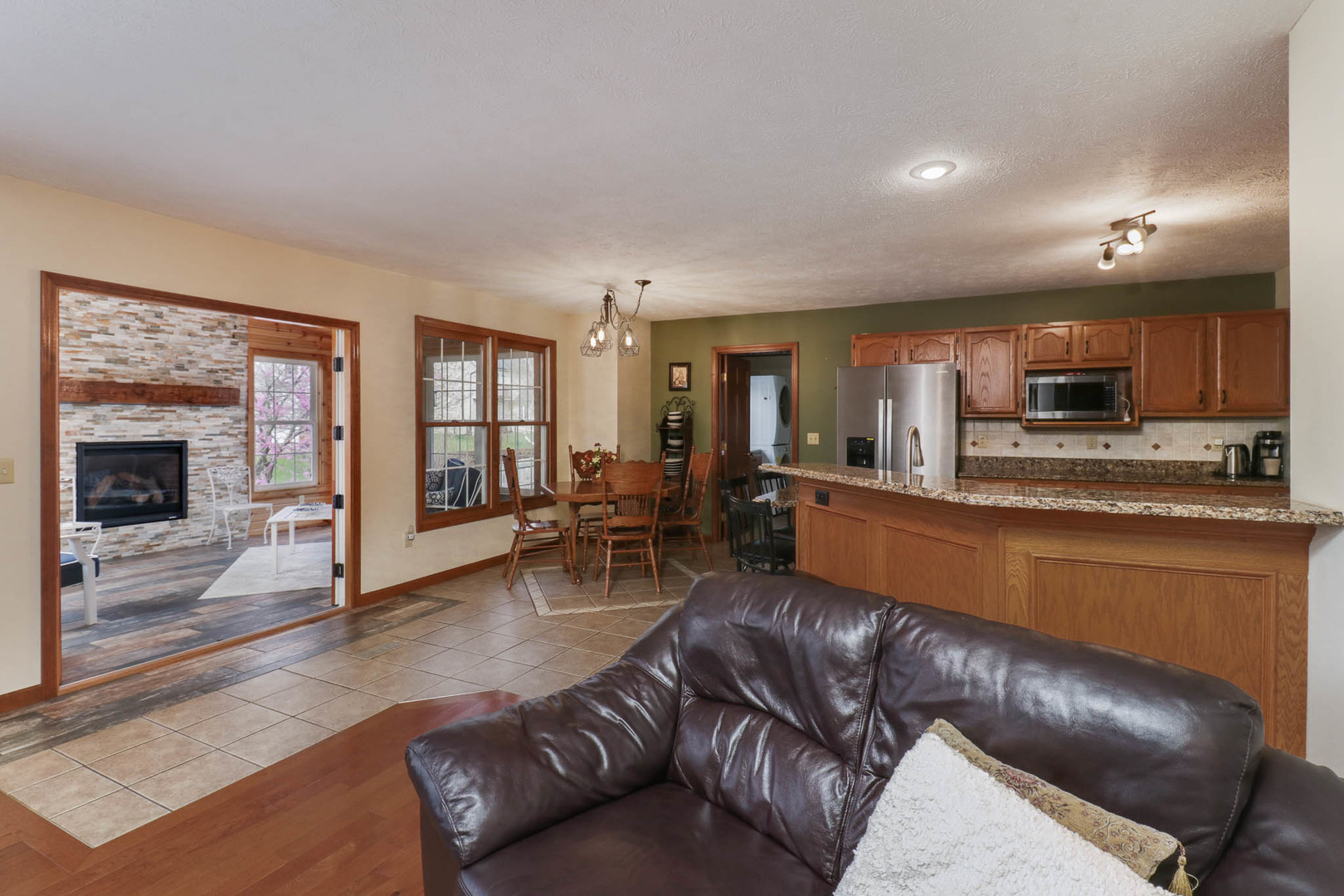 3114 Providence Drive, Bloomington, IL 61704