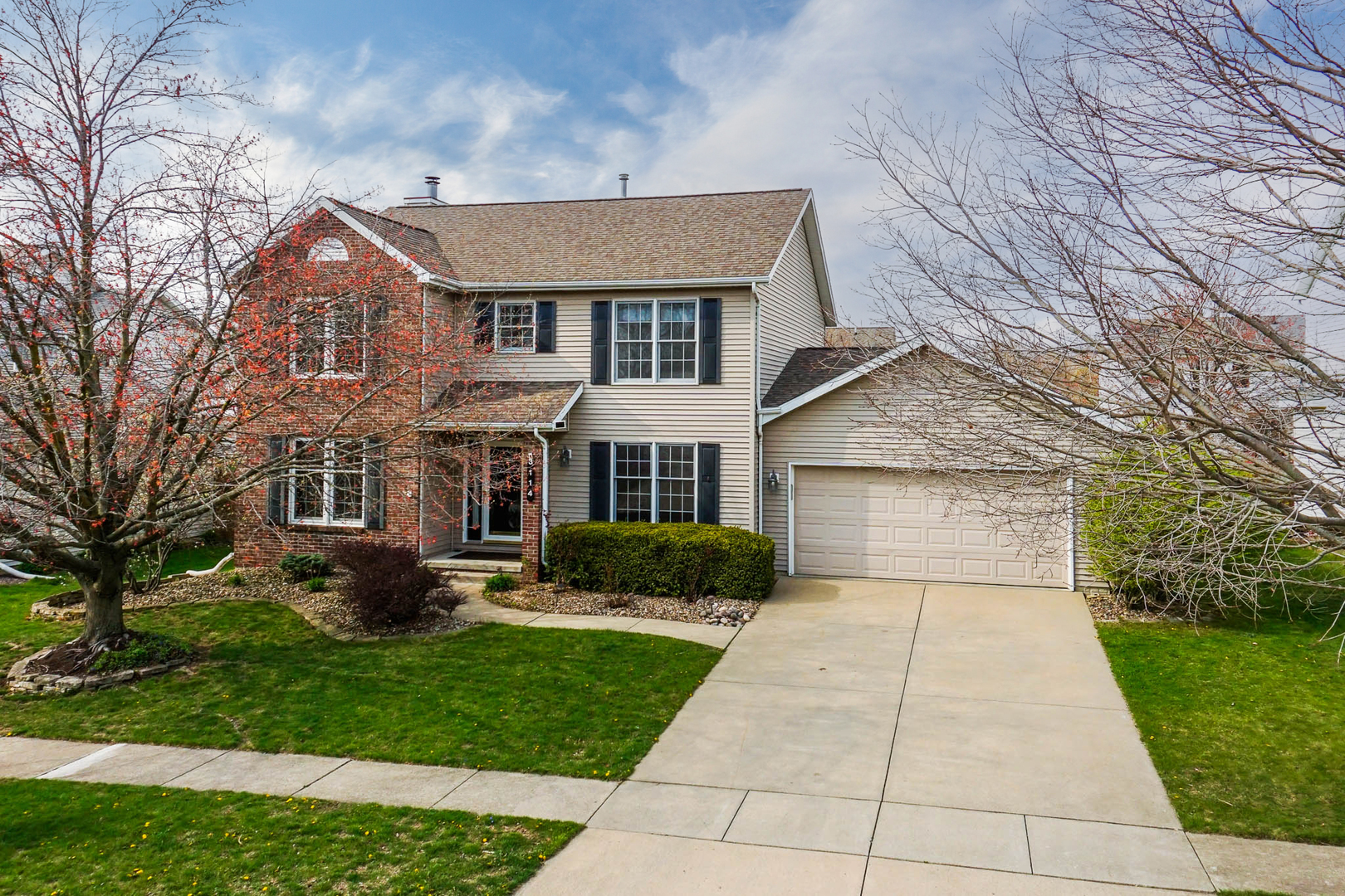 3114 Providence Drive, Bloomington, IL 61704