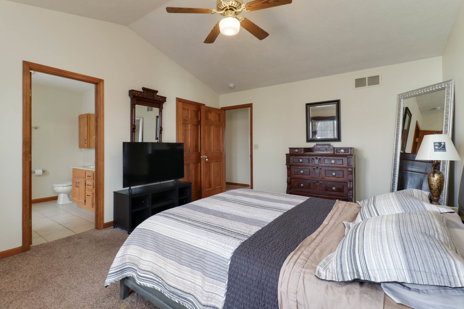 3114 Providence Drive, Bloomington, IL 61704