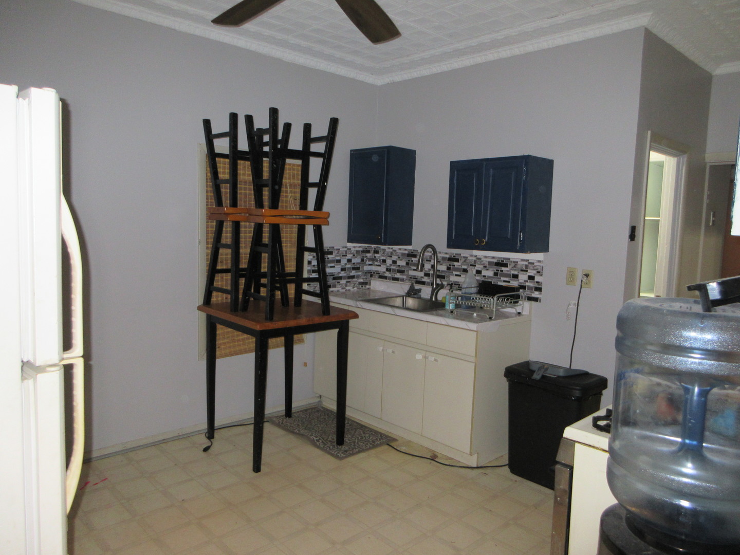 10011 S Exchange Avenue, Chicago, IL 60617