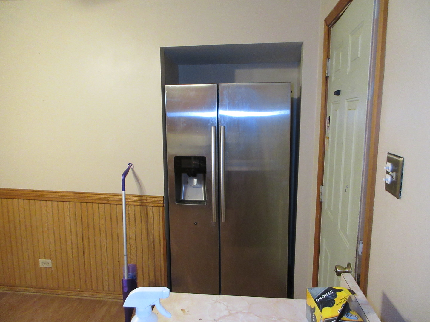 10011 S Exchange Avenue, Chicago, IL 60617