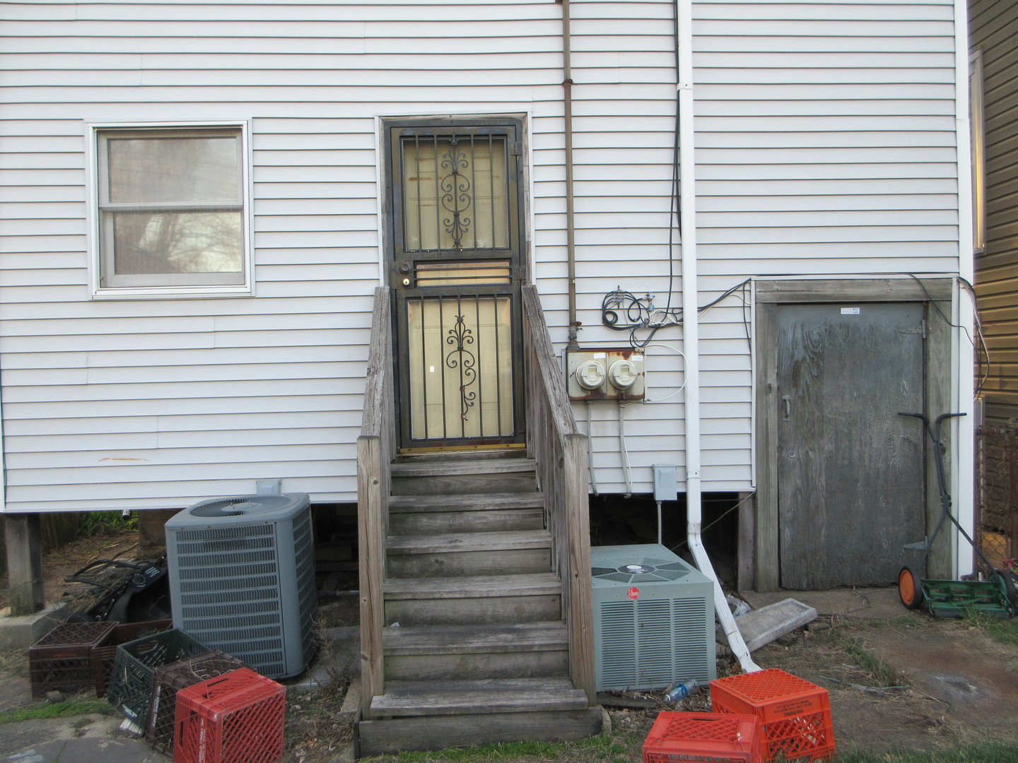 10011 S Exchange Avenue, Chicago, IL 60617