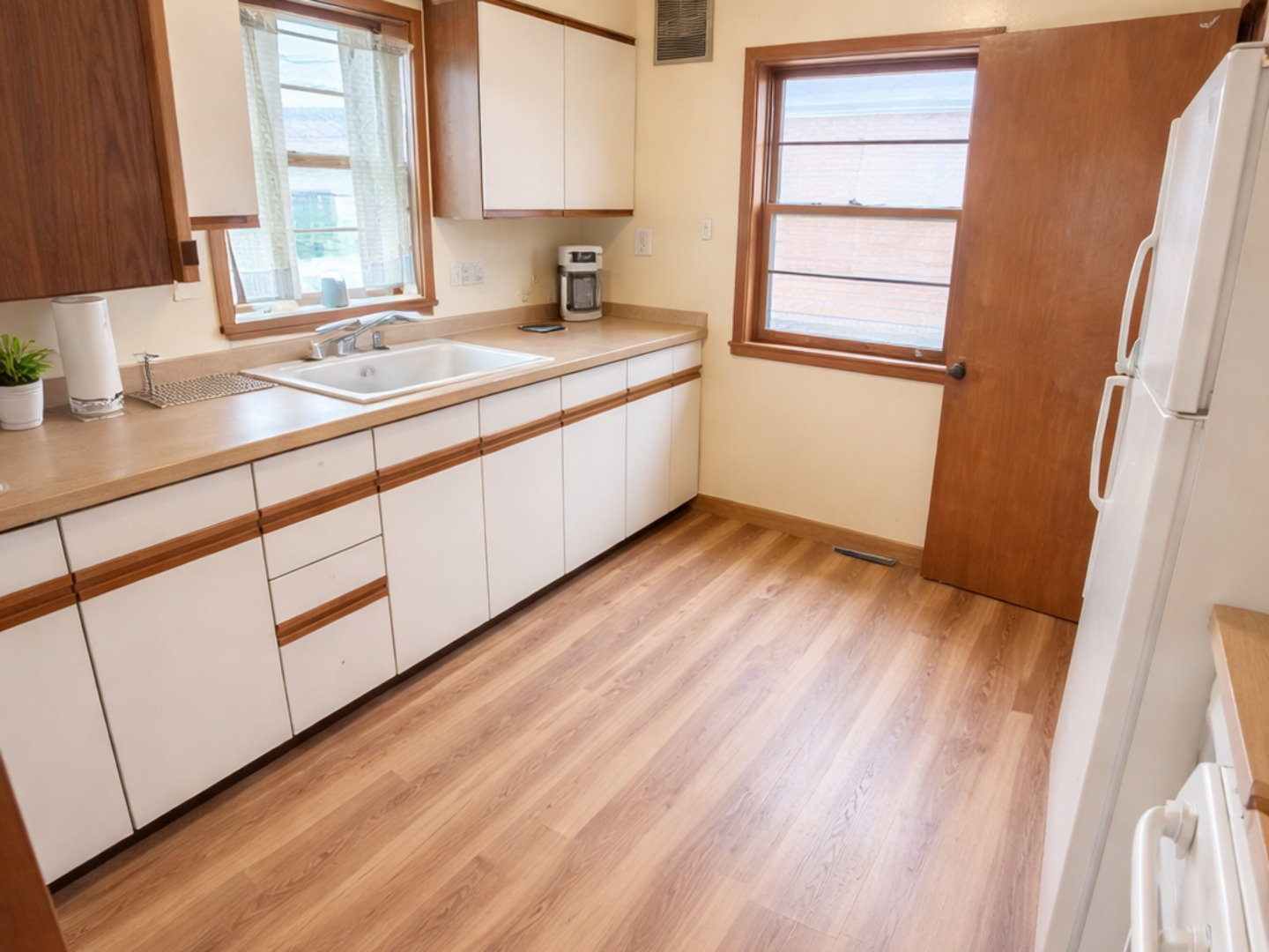 3343 W 112th Place, Chicago, IL 60655