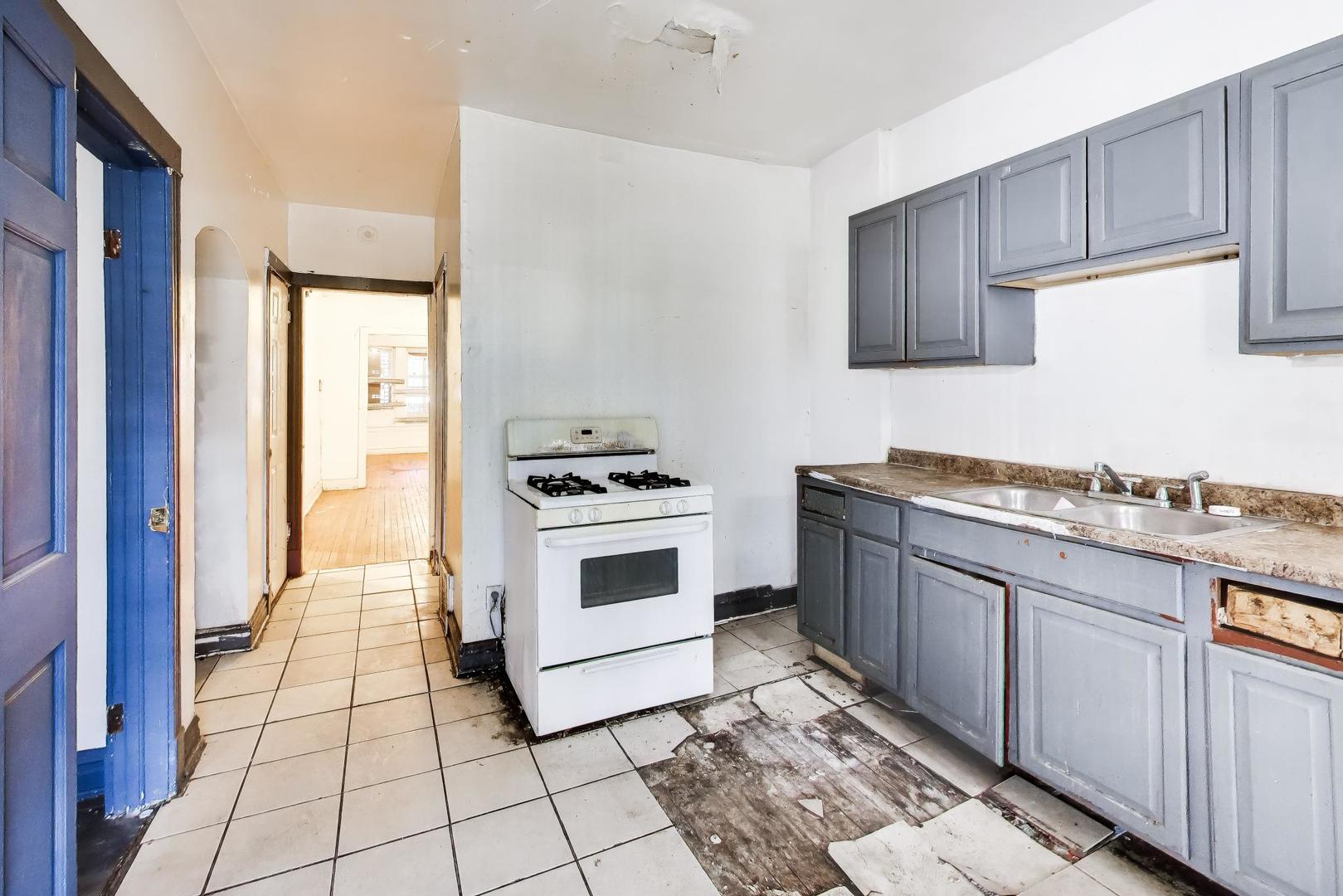 5738 S Ada Street, Chicago, IL 60636