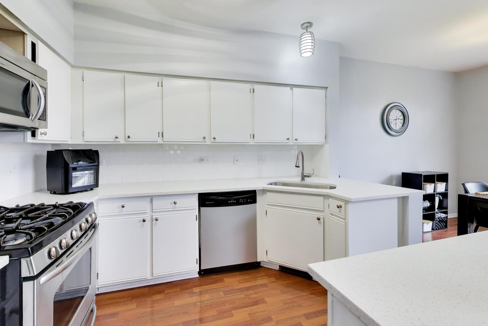 1267 ARAPAHO Court, Naperville, IL 60540