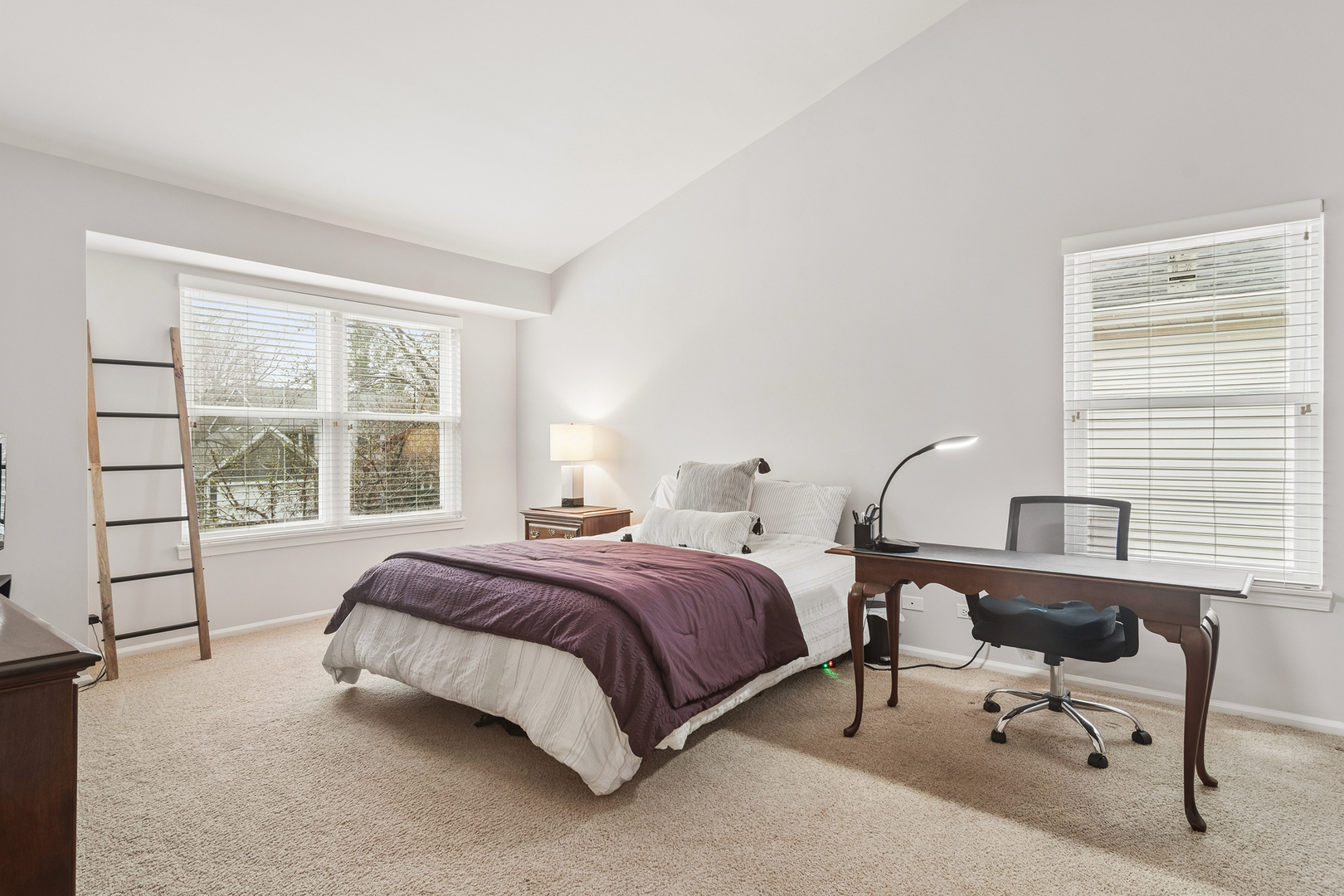 1172 Hummingbird Lane, Grayslake, IL 60030