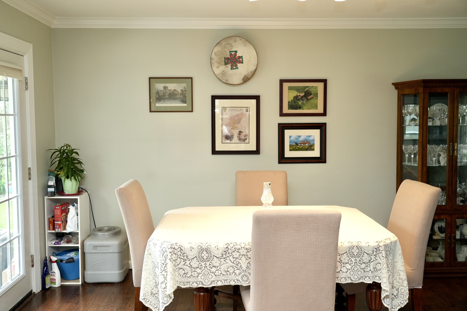 211 Sandalwood Drive, Naperville, IL 60540