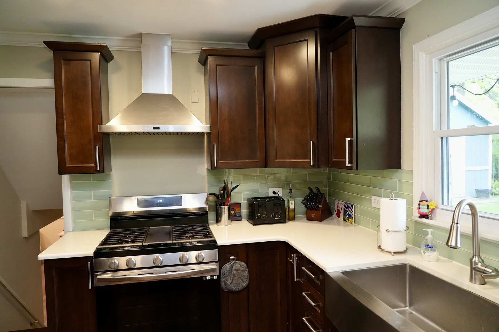 211 Sandalwood Drive, Naperville, IL 60540