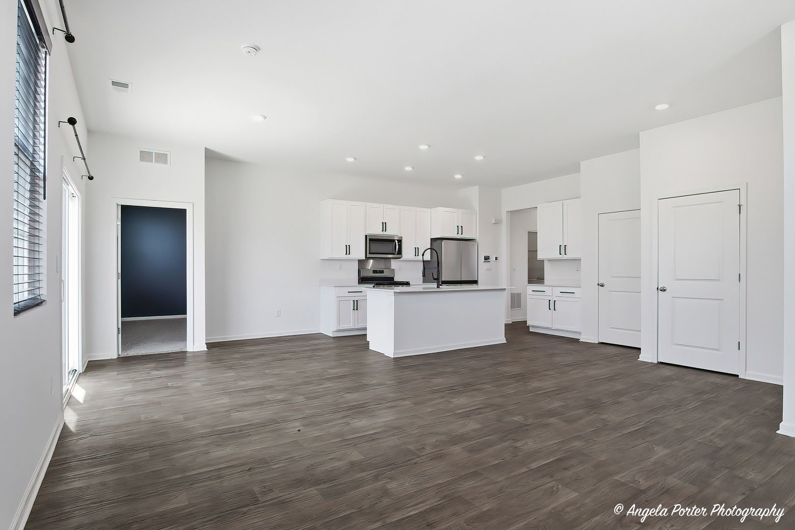 6311 Maple Glen Drive, Wonder Lake, IL 60097