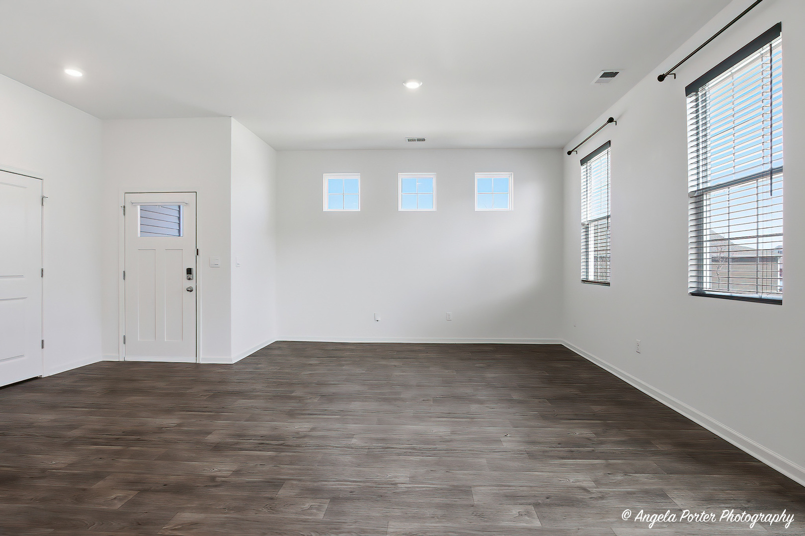 6311 Maple Glen Drive, Wonder Lake, IL 60097