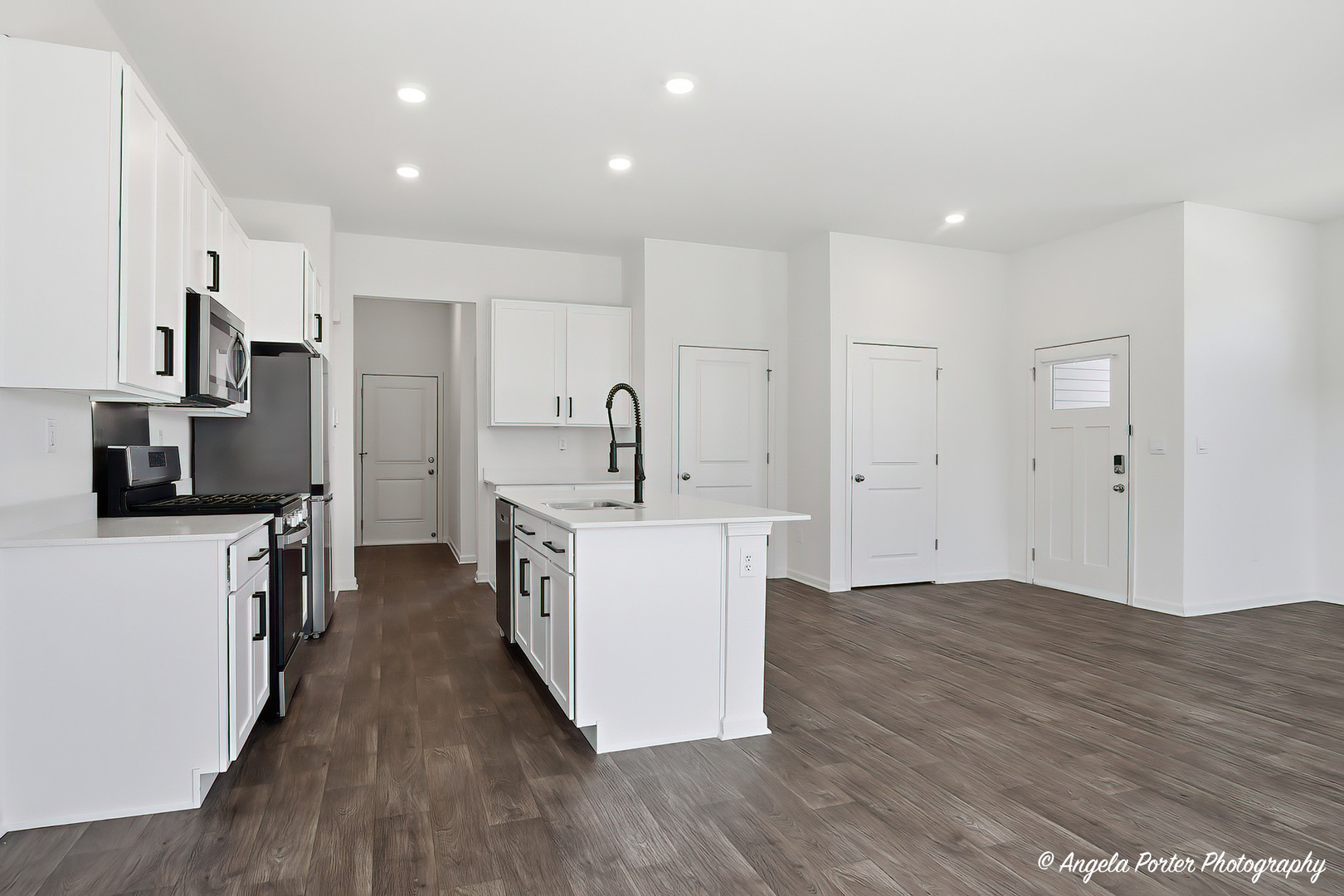 6311 Maple Glen Drive, Wonder Lake, IL 60097