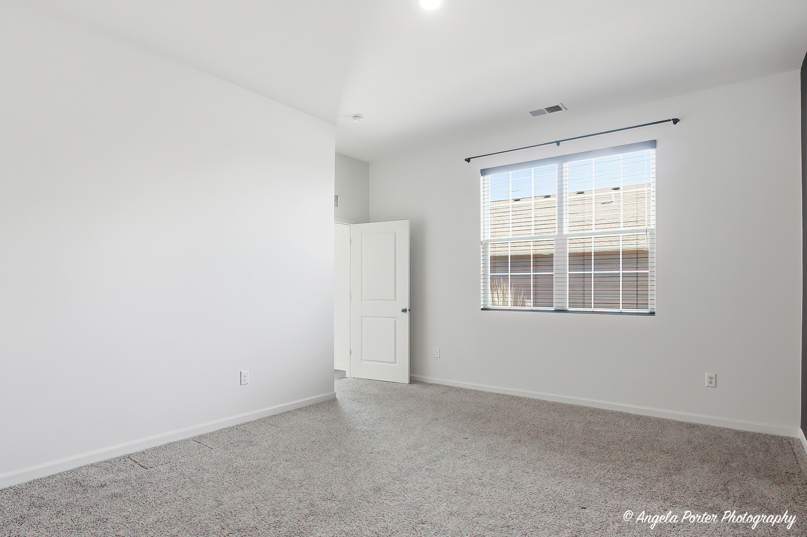 6311 Maple Glen Drive, Wonder Lake, IL 60097