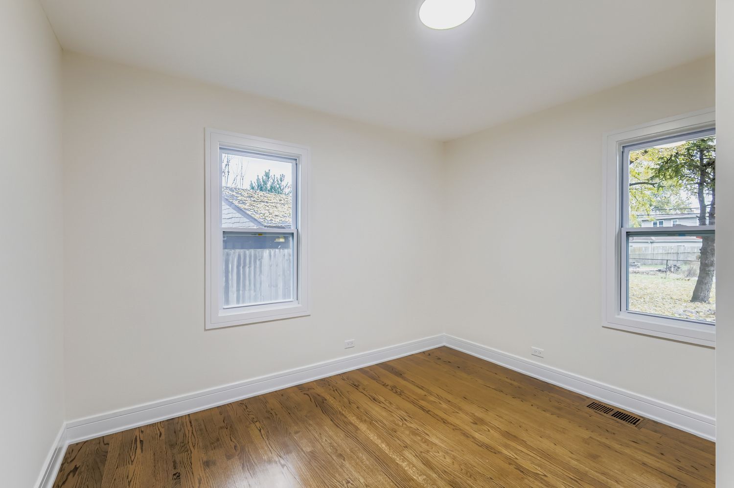 6755 Maple Court, Bridgeview, IL 60455