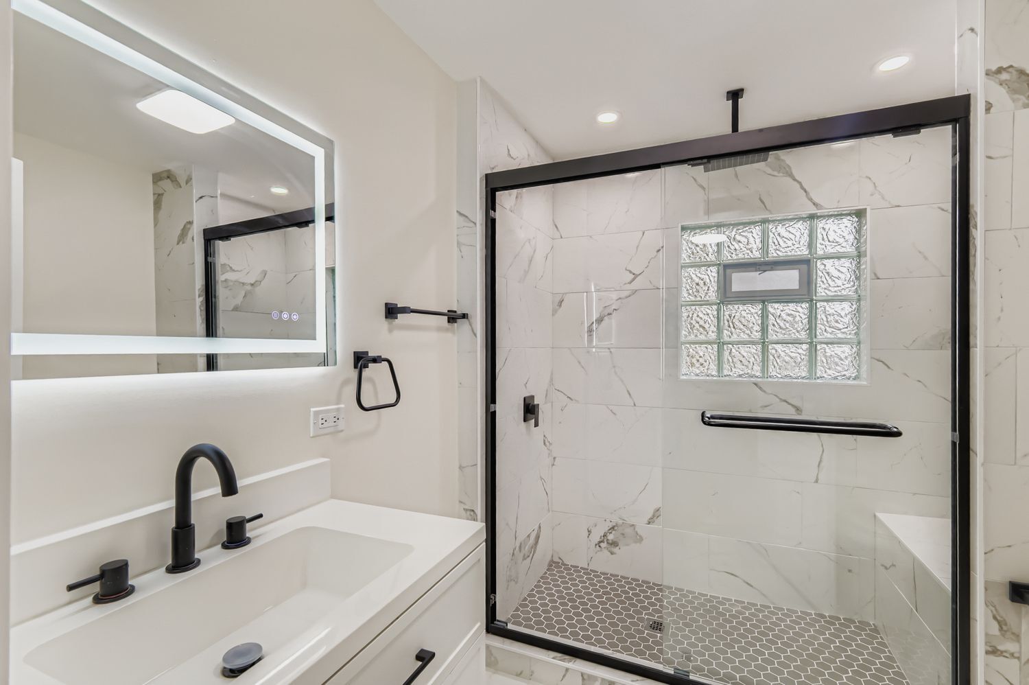 6755 Maple Court, Bridgeview, IL 60455