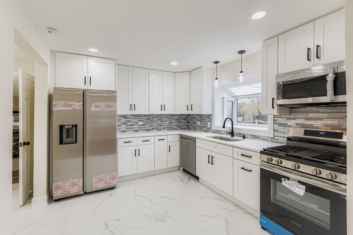 6755 Maple Court, Bridgeview, IL 60455