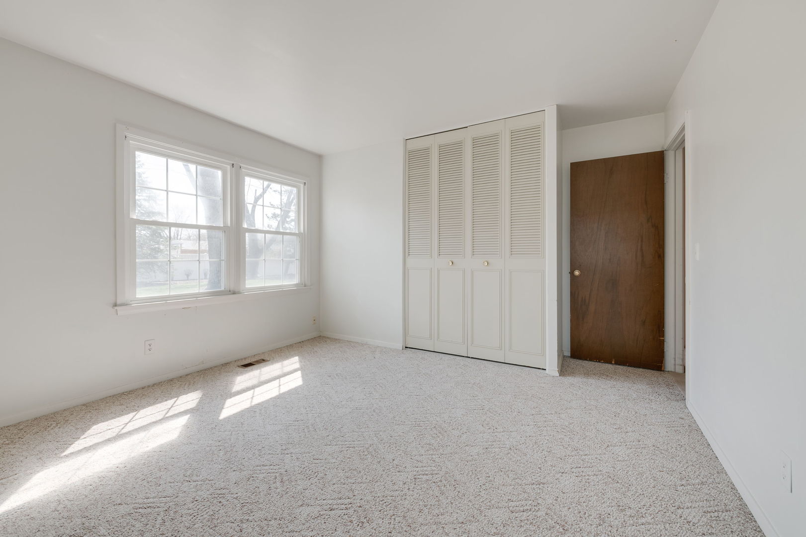 4 Barclay Court, Montgomery, IL 60538