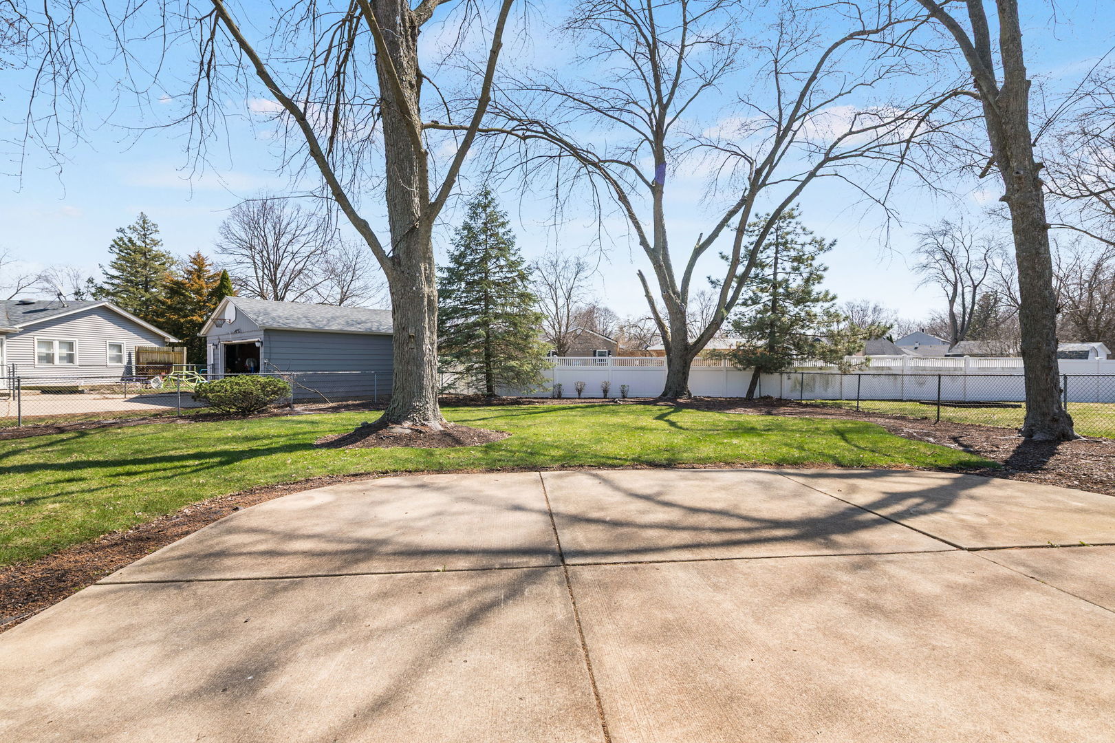 4 Barclay Court, Montgomery, IL 60538