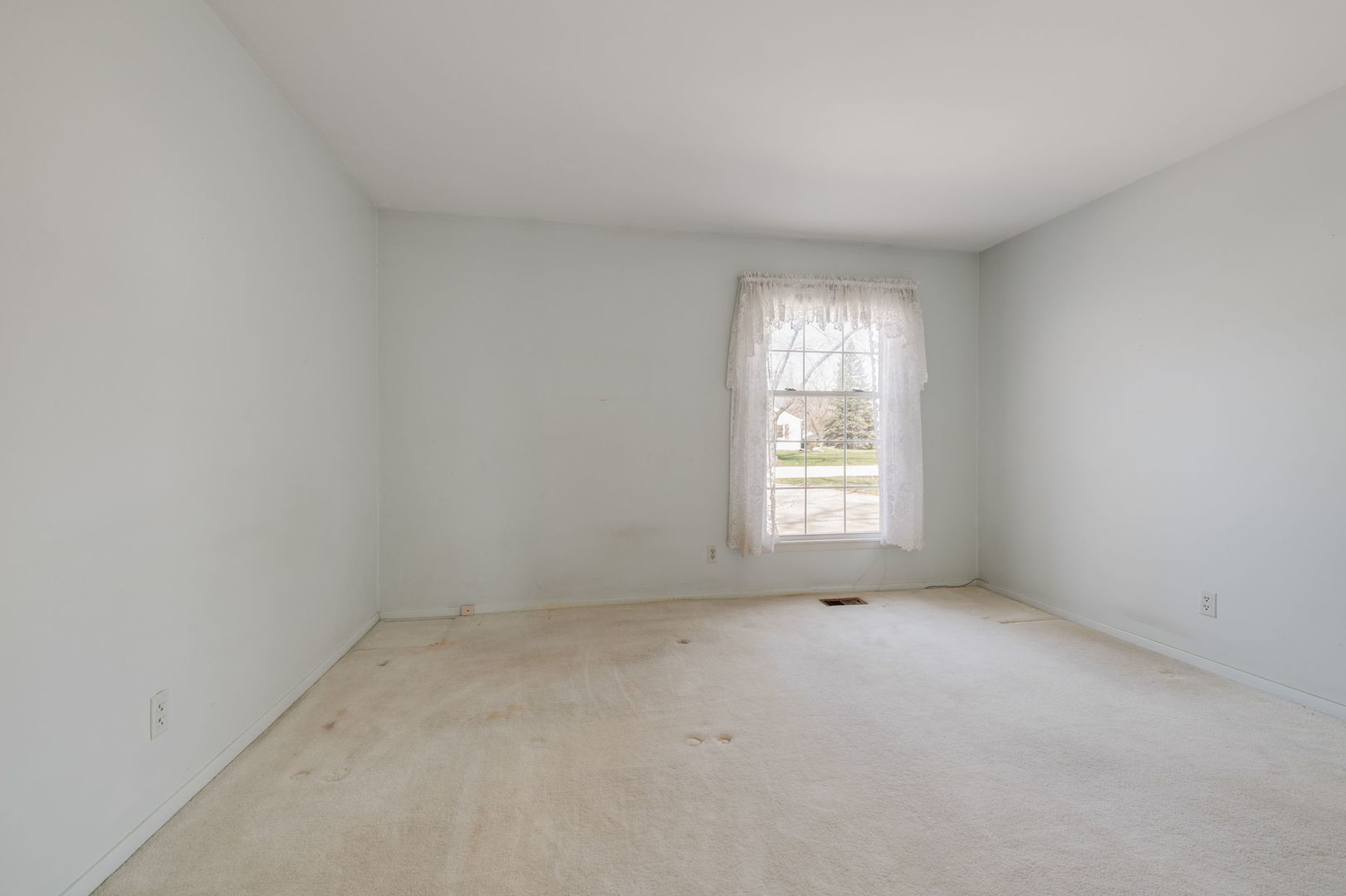 4 Barclay Court, Montgomery, IL 60538