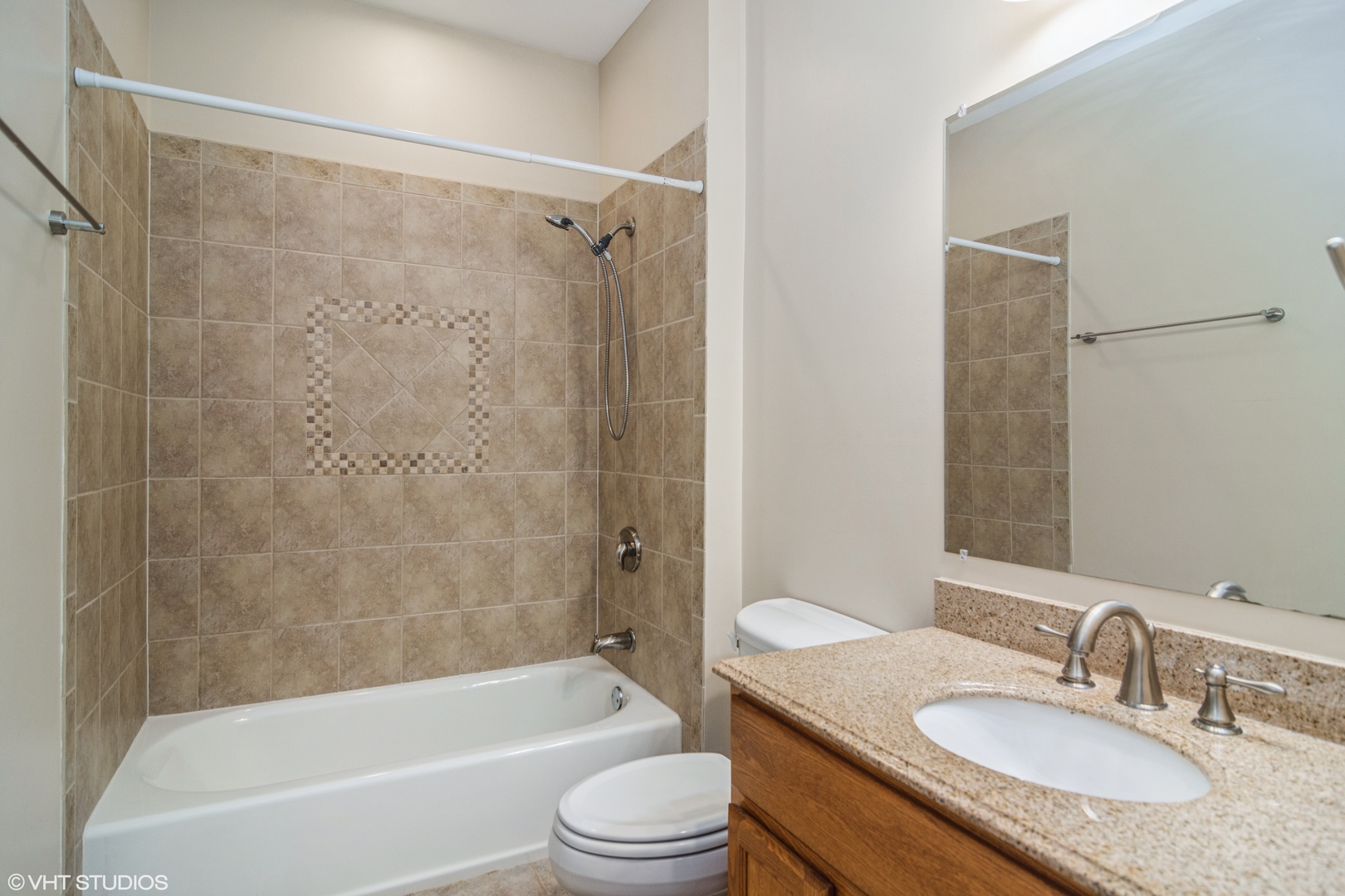 Arlington Heights, IL 60005