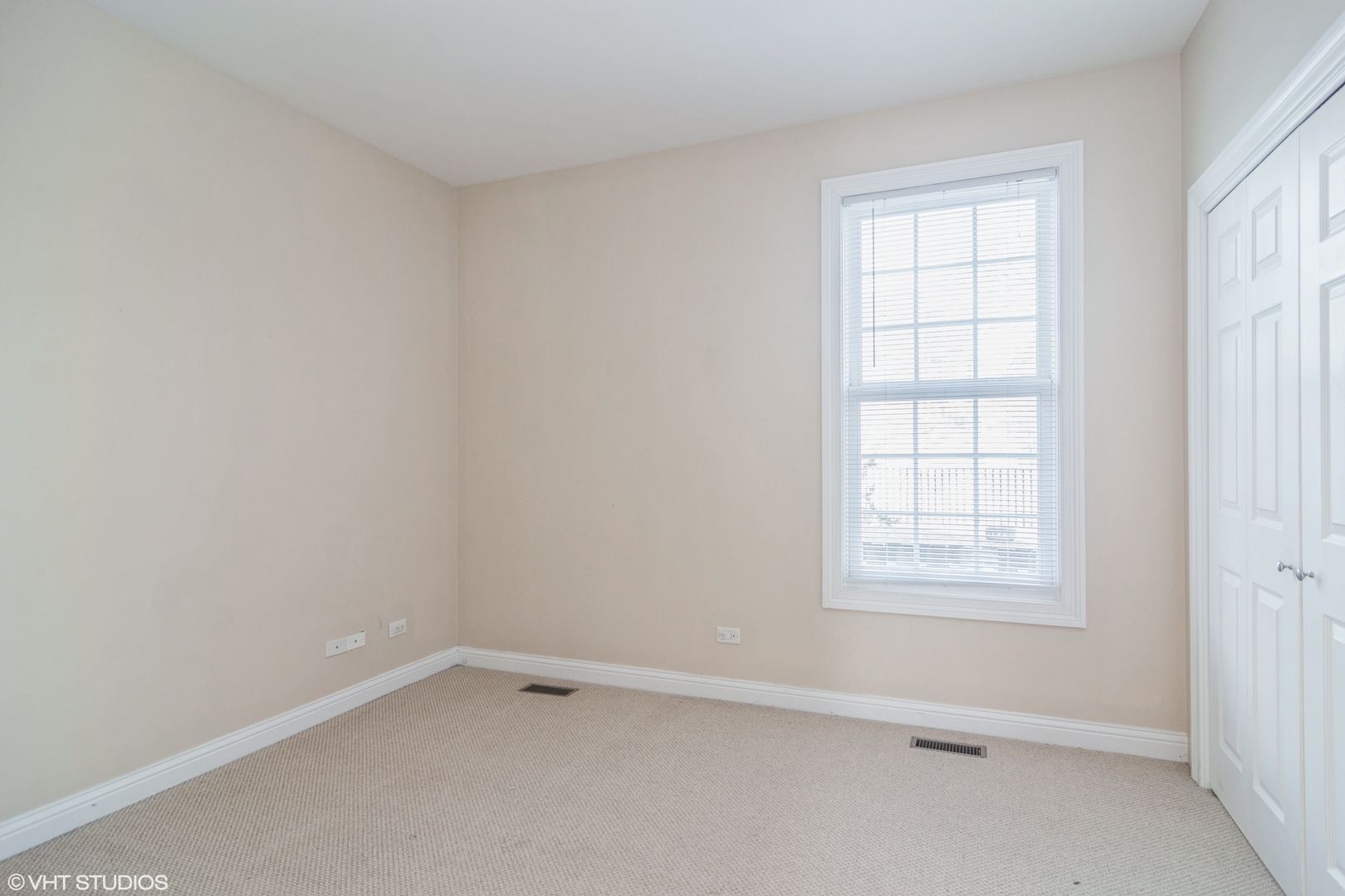 Arlington Heights, IL 60005