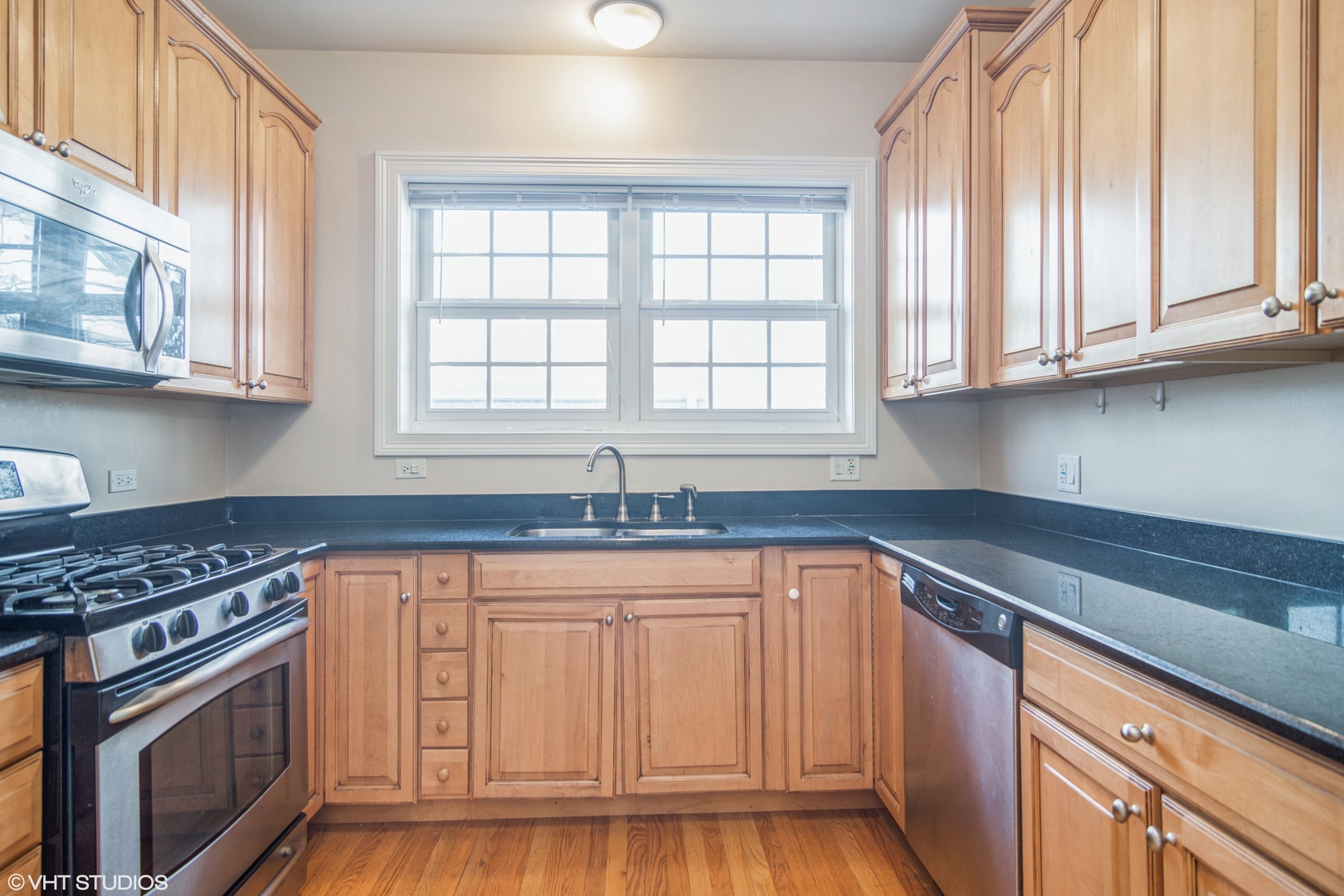 Arlington Heights, IL 60005