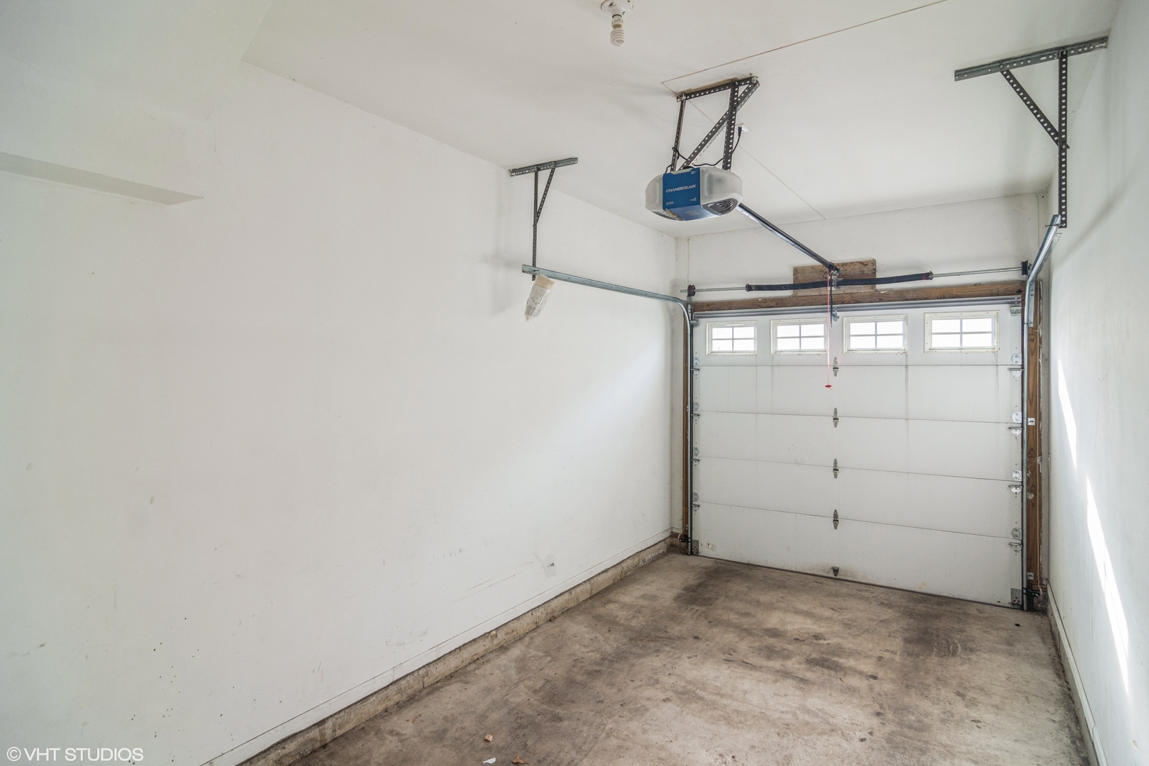 Arlington Heights, IL 60005