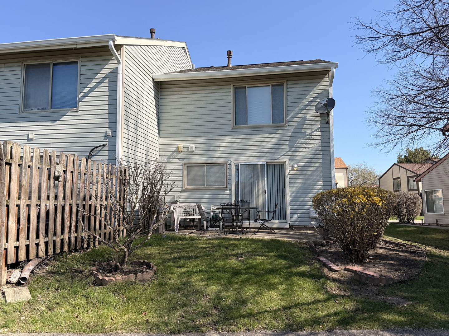 772 Colorado Court #772, Carol Stream, IL 60188