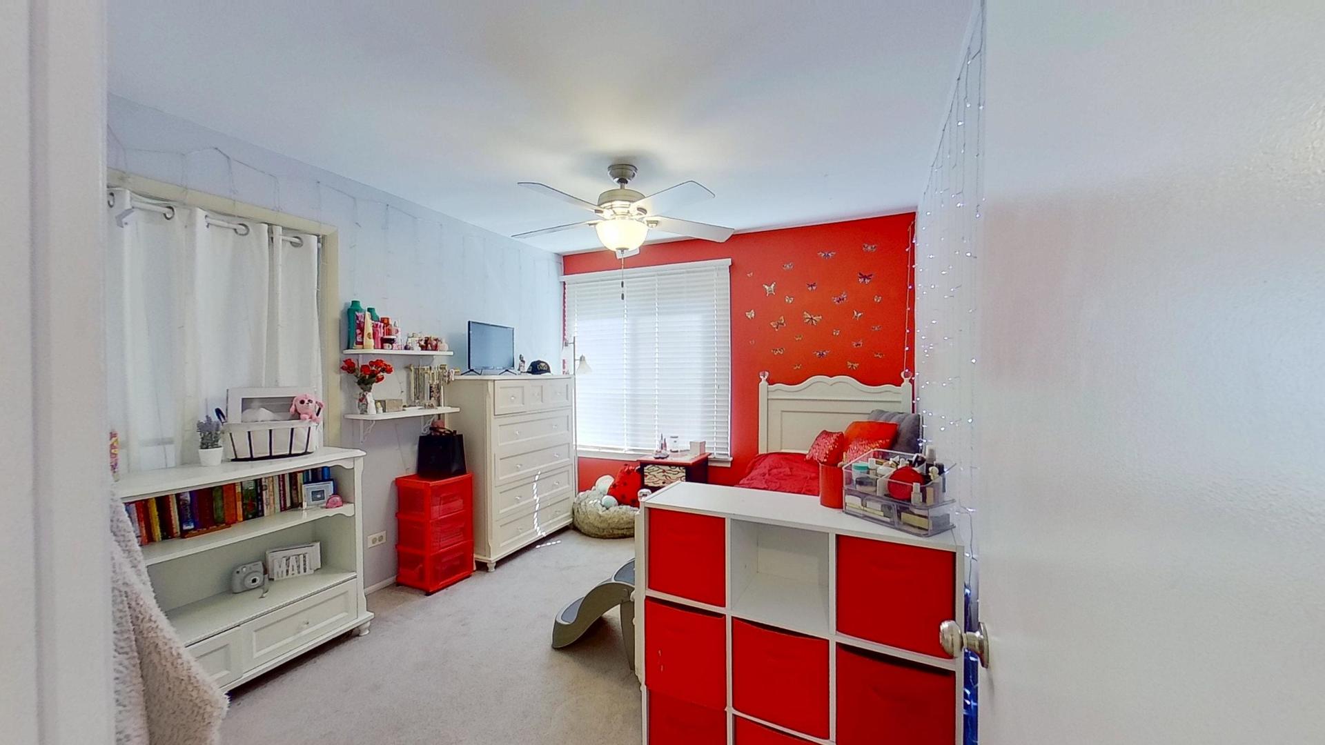 772 Colorado Court #772, Carol Stream, IL 60188