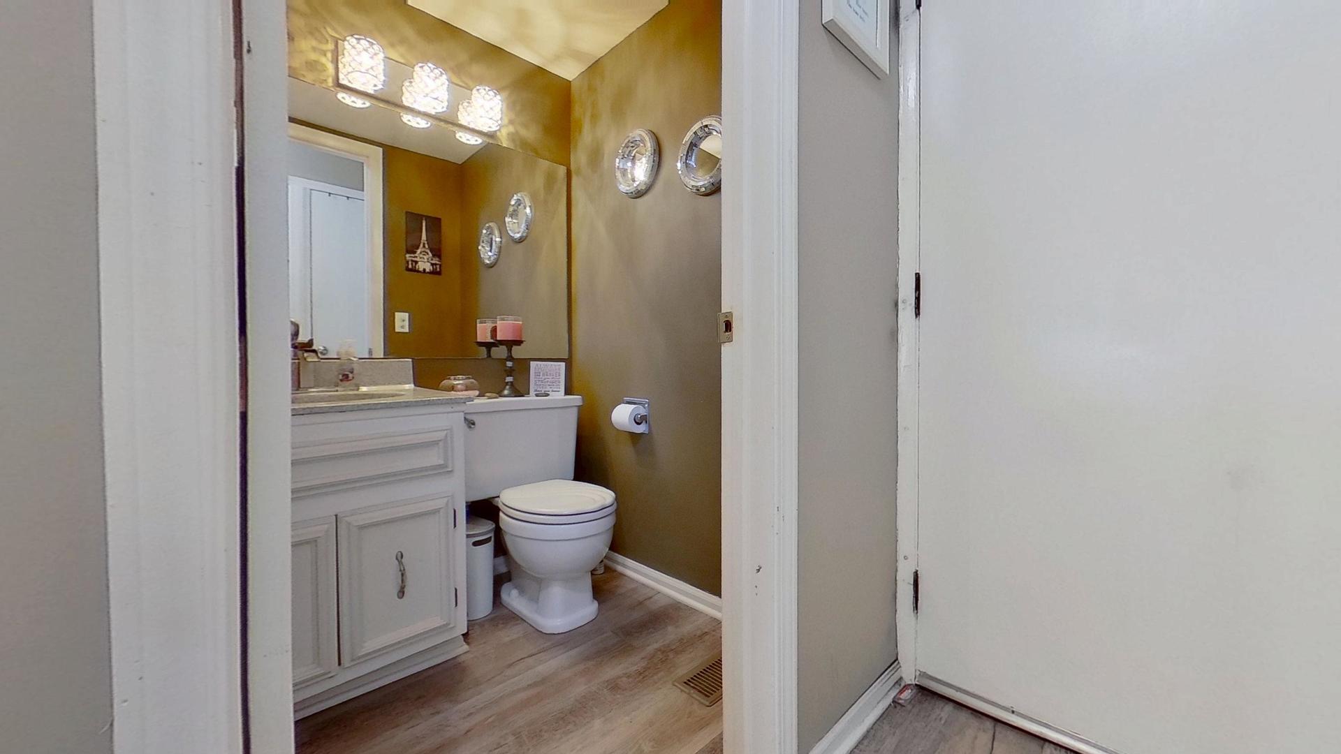 772 Colorado Court #772, Carol Stream, IL 60188