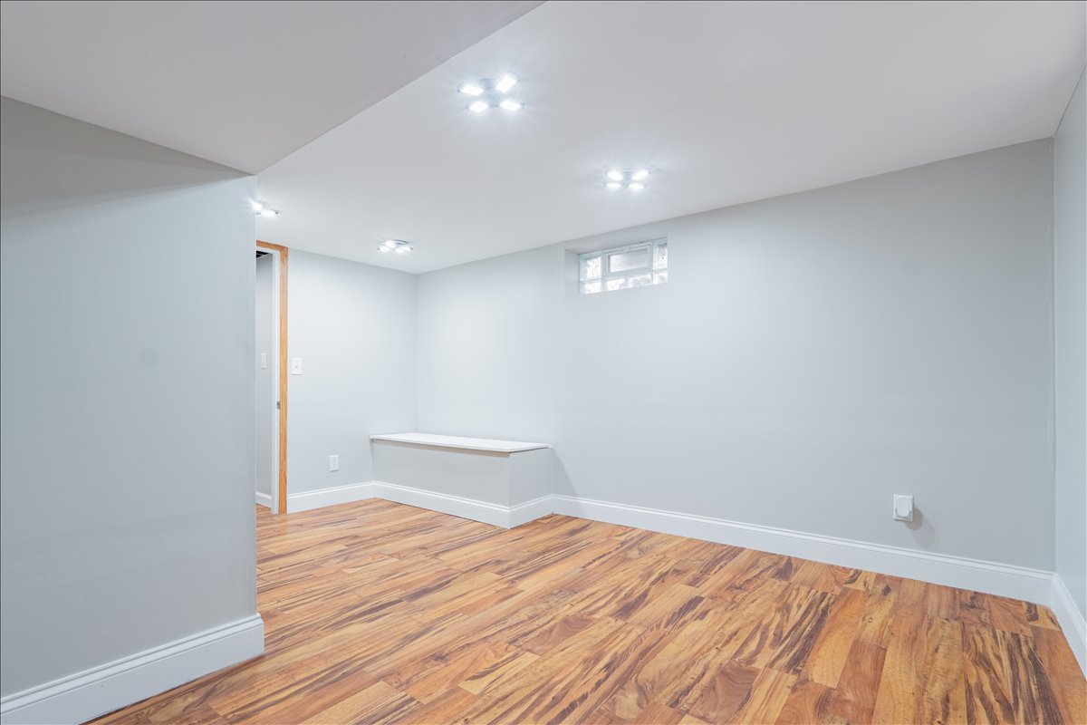 8 Felton Place, Bloomington, IL 61701