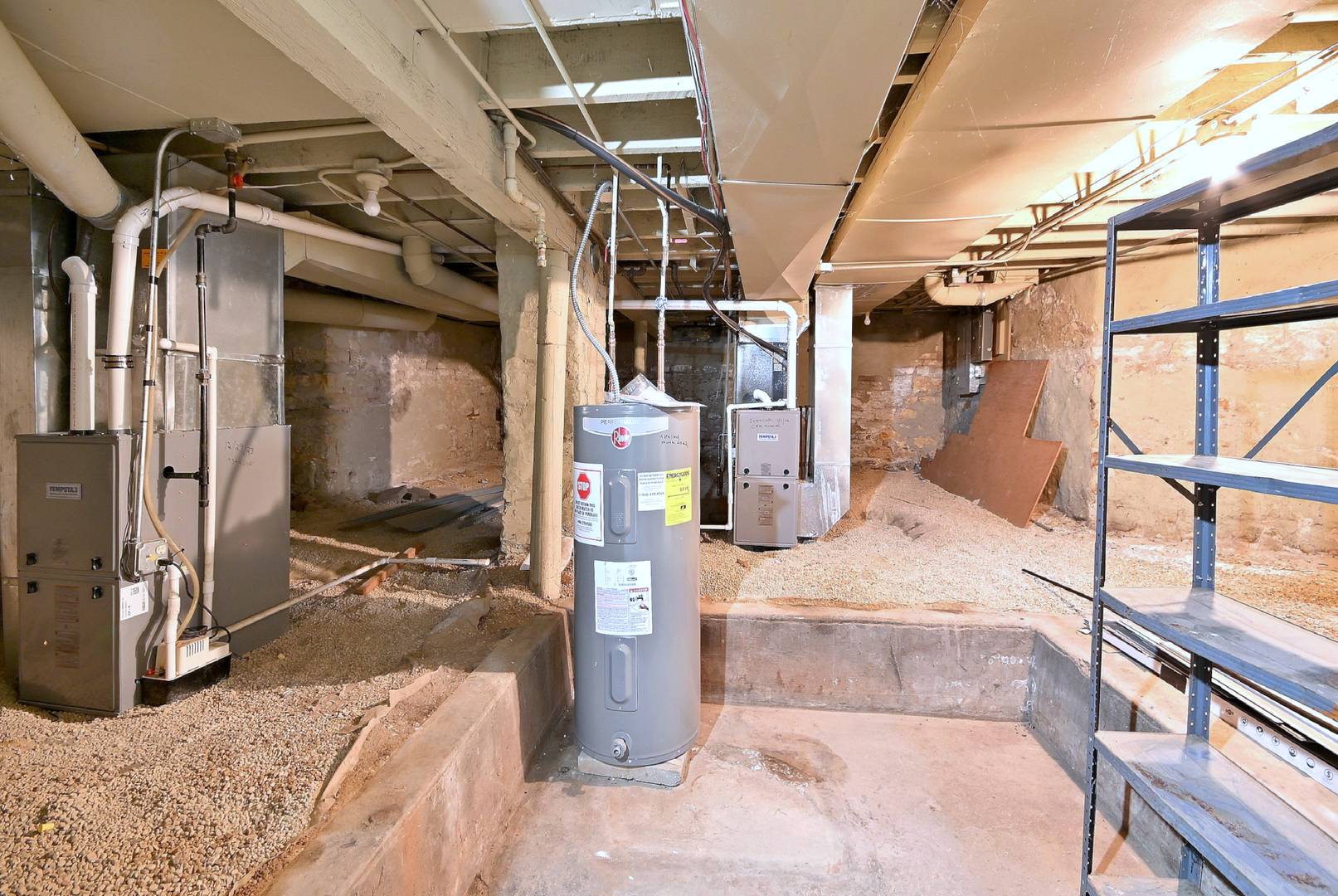 442 N Lake Street, Aurora, IL 60506