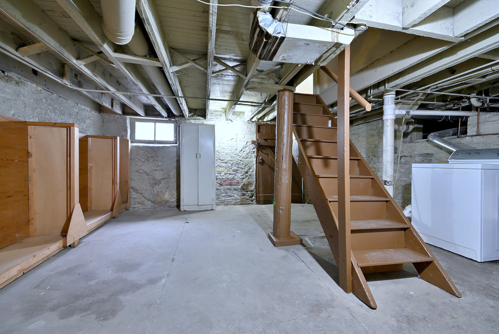 442 N Lake Street, Aurora, IL 60506