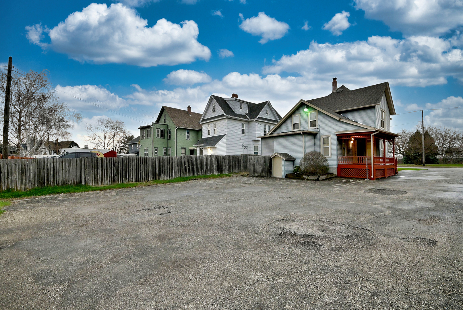 442 N Lake Street, Aurora, IL 60506