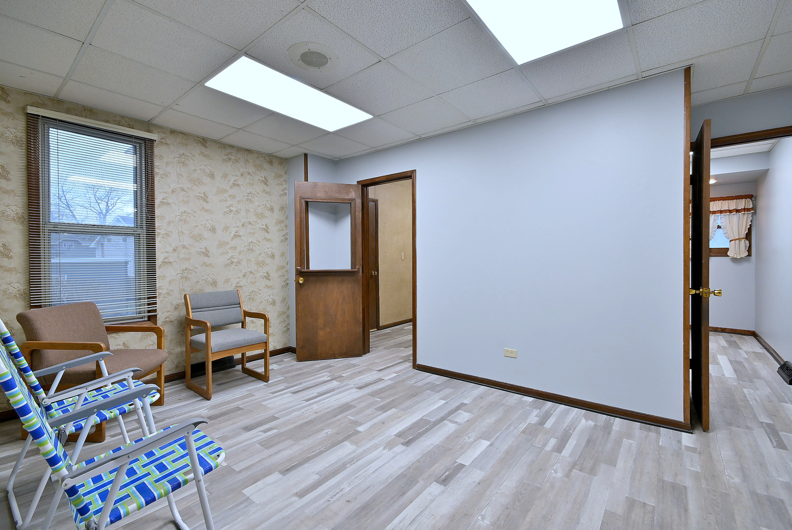 442 N Lake Street, Aurora, IL 60506