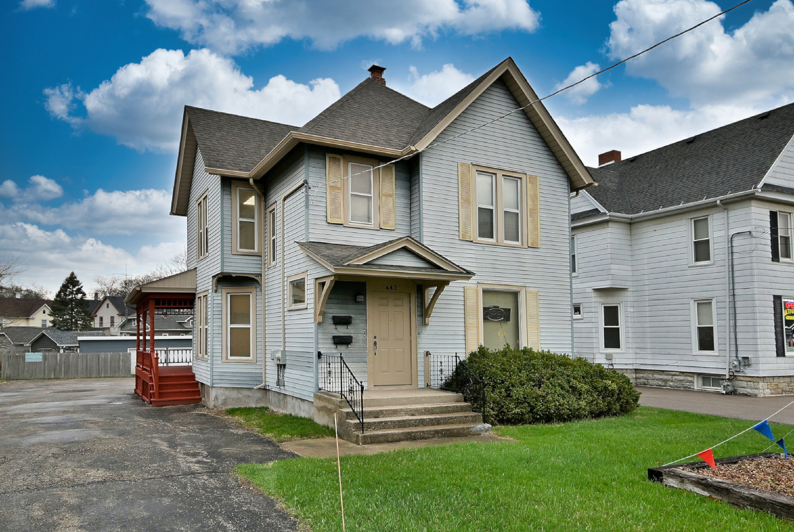 442 N Lake Street, Aurora, IL 60506