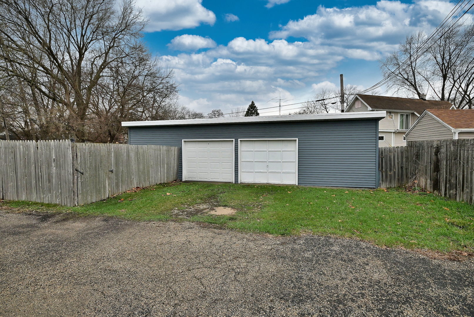 442 N Lake Street, Aurora, IL 60506