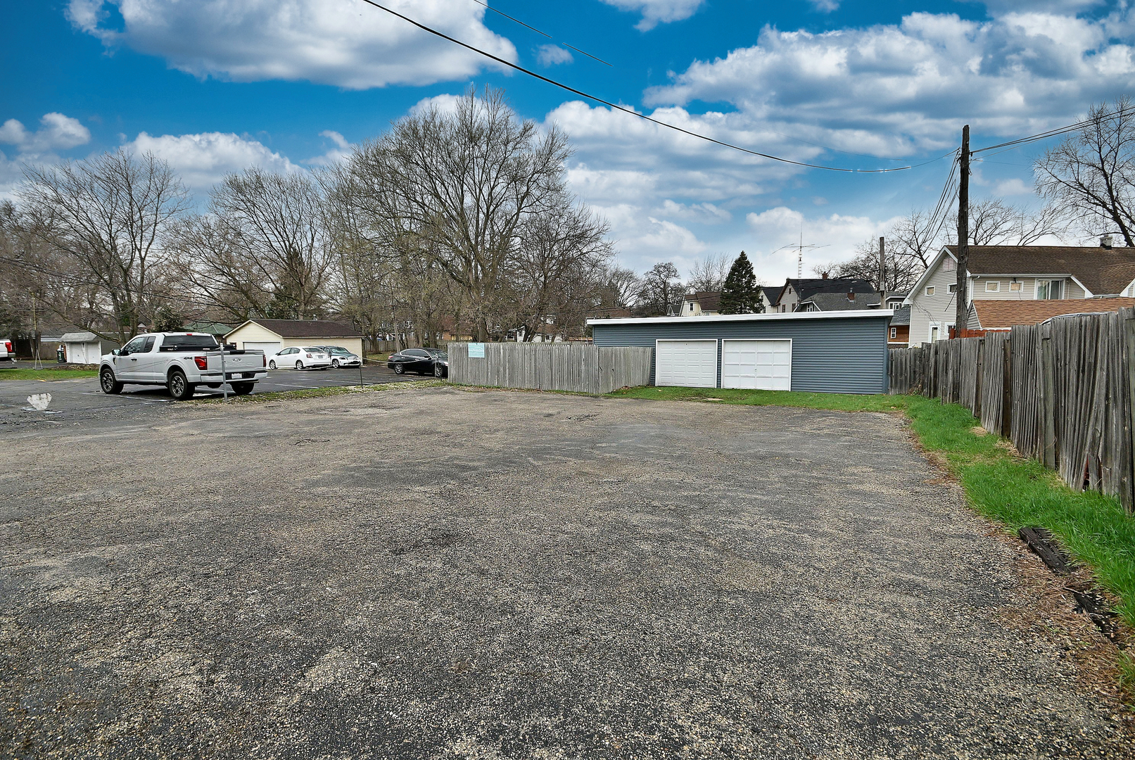 442 N Lake Street, Aurora, IL 60506