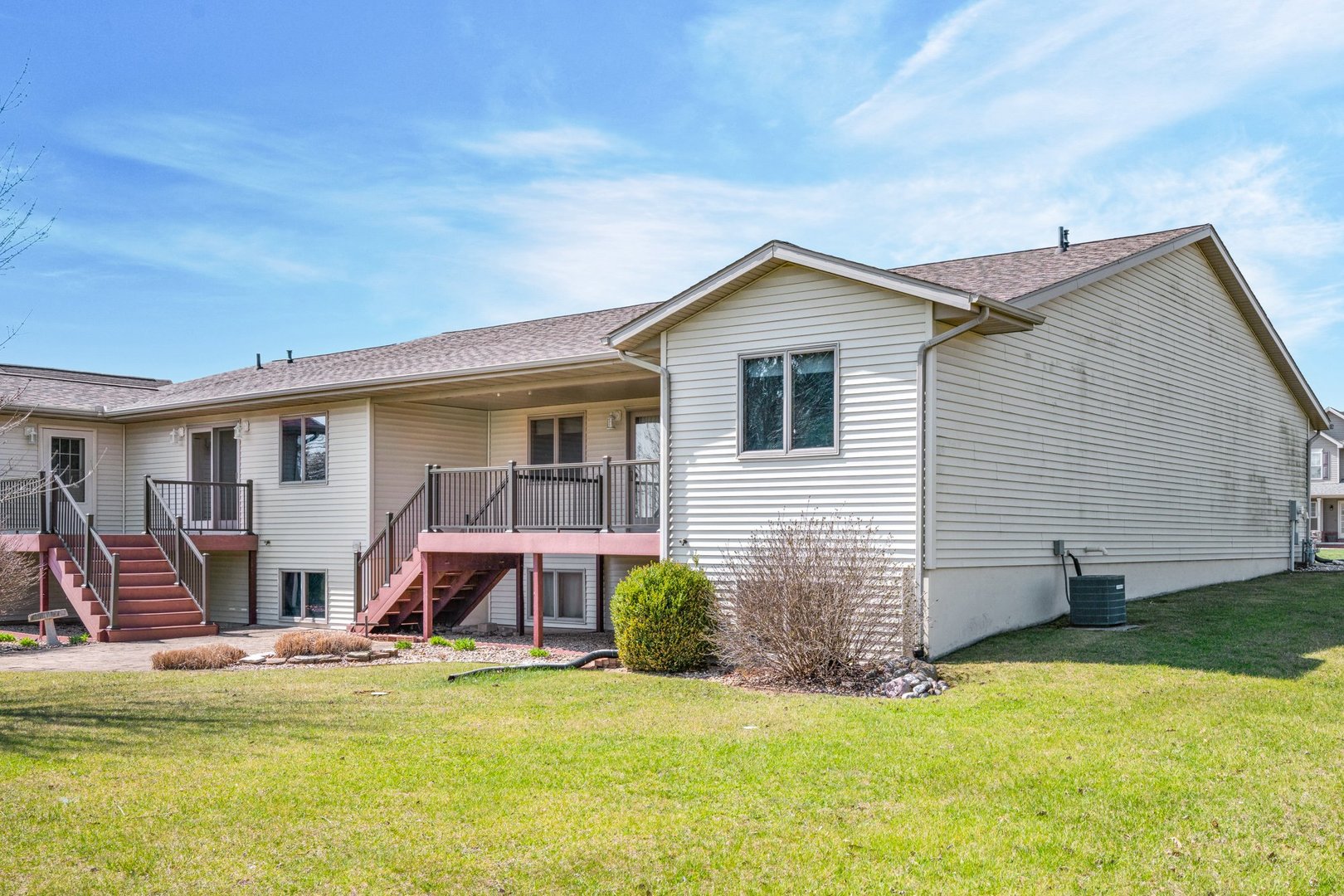 109 E Lake Court #A, Atlanta, IL 61723