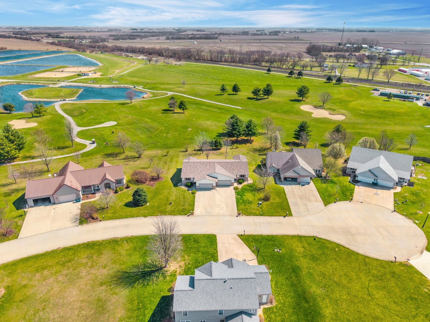 109 E Lake Court #A, Atlanta, IL 61723