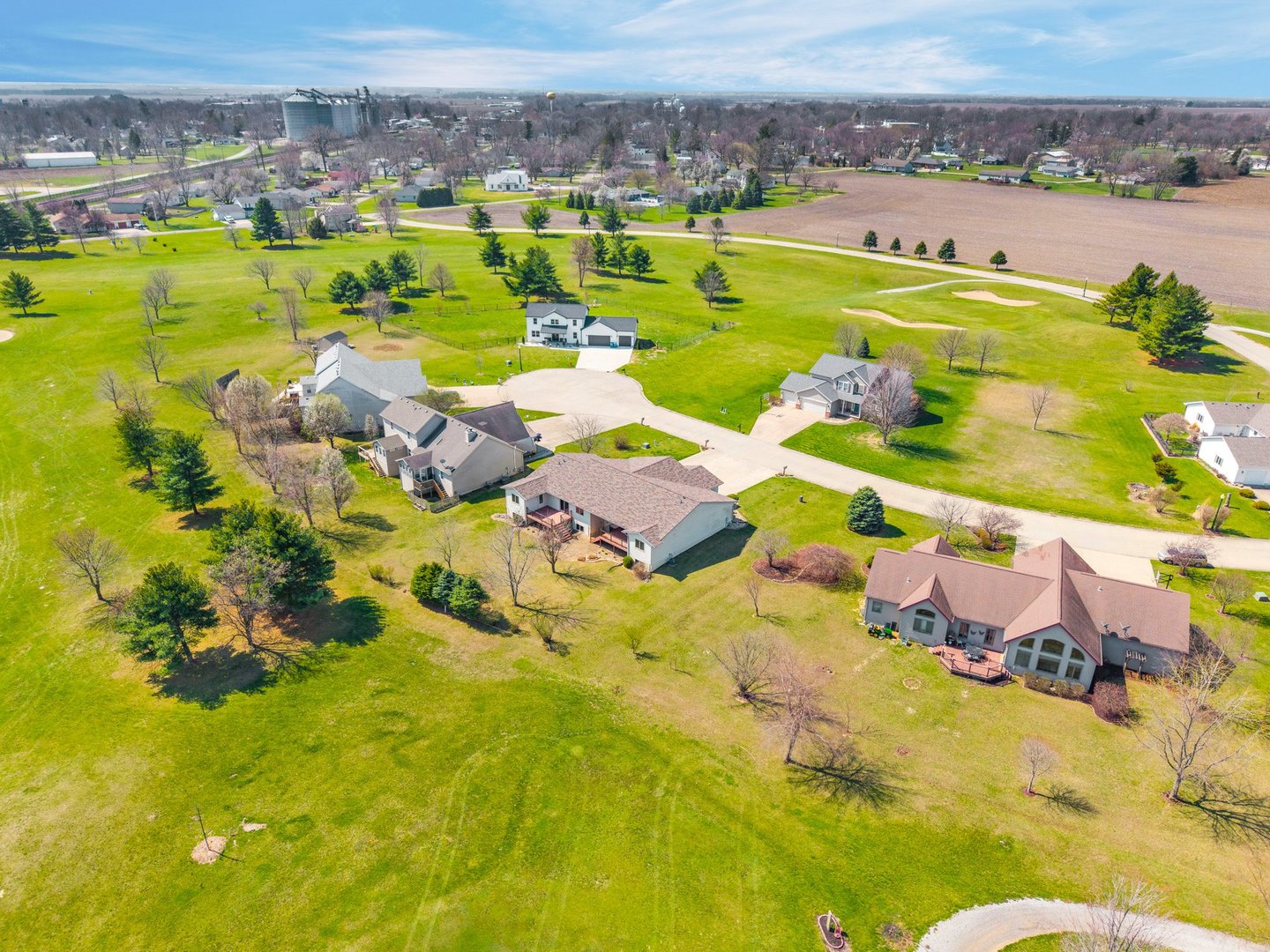 109 E Lake Court #A, Atlanta, IL 61723