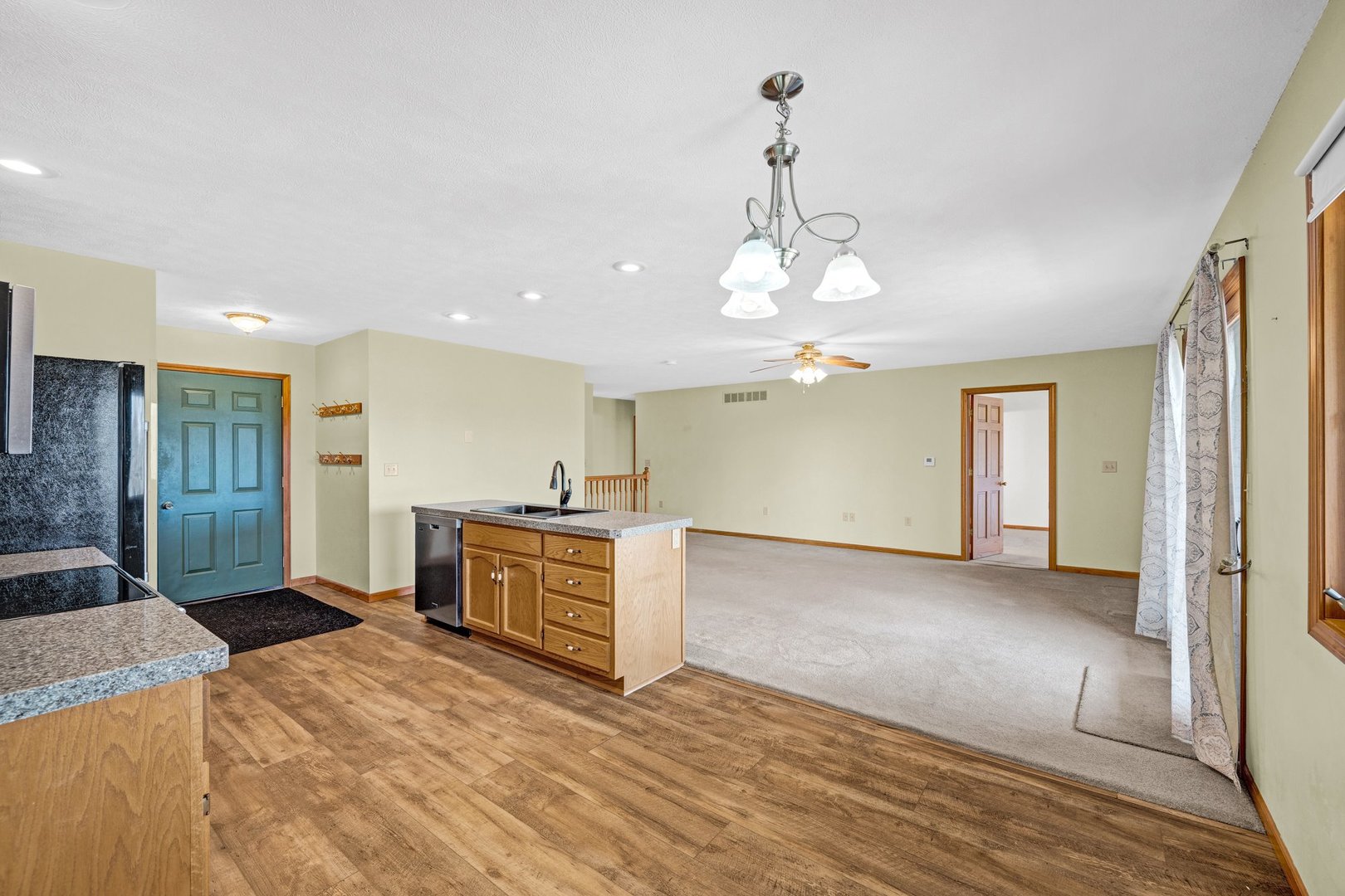 109 E Lake Court #A, Atlanta, IL 61723