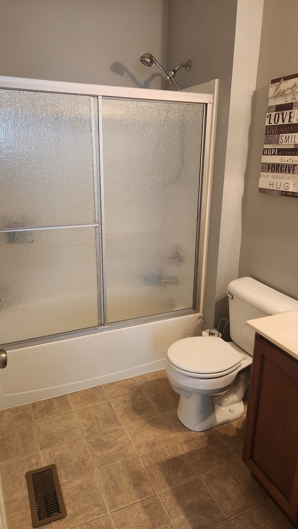 27W736 N Meadowview Drive, Winfield, IL 60190