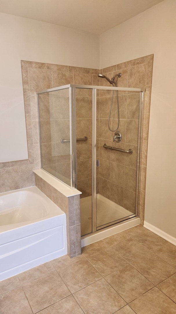 27W736 N Meadowview Drive, Winfield, IL 60190