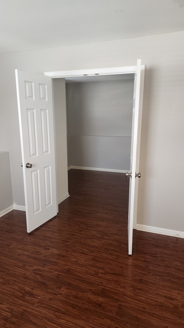 27W736 N Meadowview Drive, Winfield, IL 60190