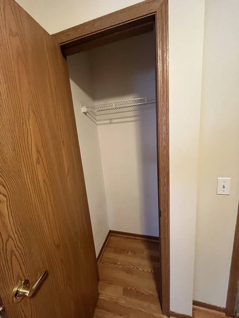 1524 W Sand Bar Court #2C, Round Lake, IL 60073